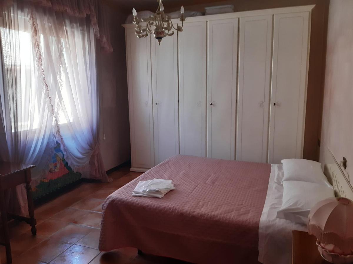 ラクイラ Casa Guerrino Bed & Breakfast エクステリア 写真
